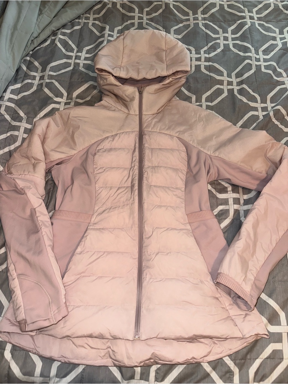 Lululemon women’s down jacket